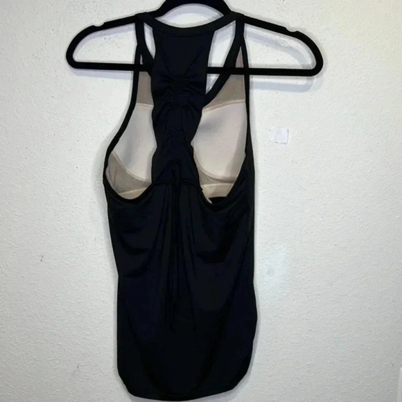 Adedge athletic small athletic top with built in bra - Picture 2 of 4